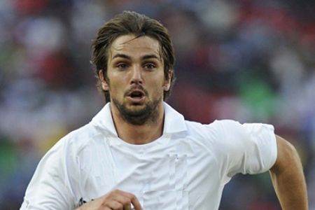 MU flatten QPR with Kranjcar