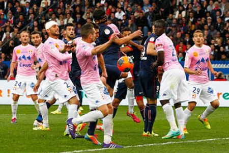 Evian with Ruben suffer late defeat against PSG