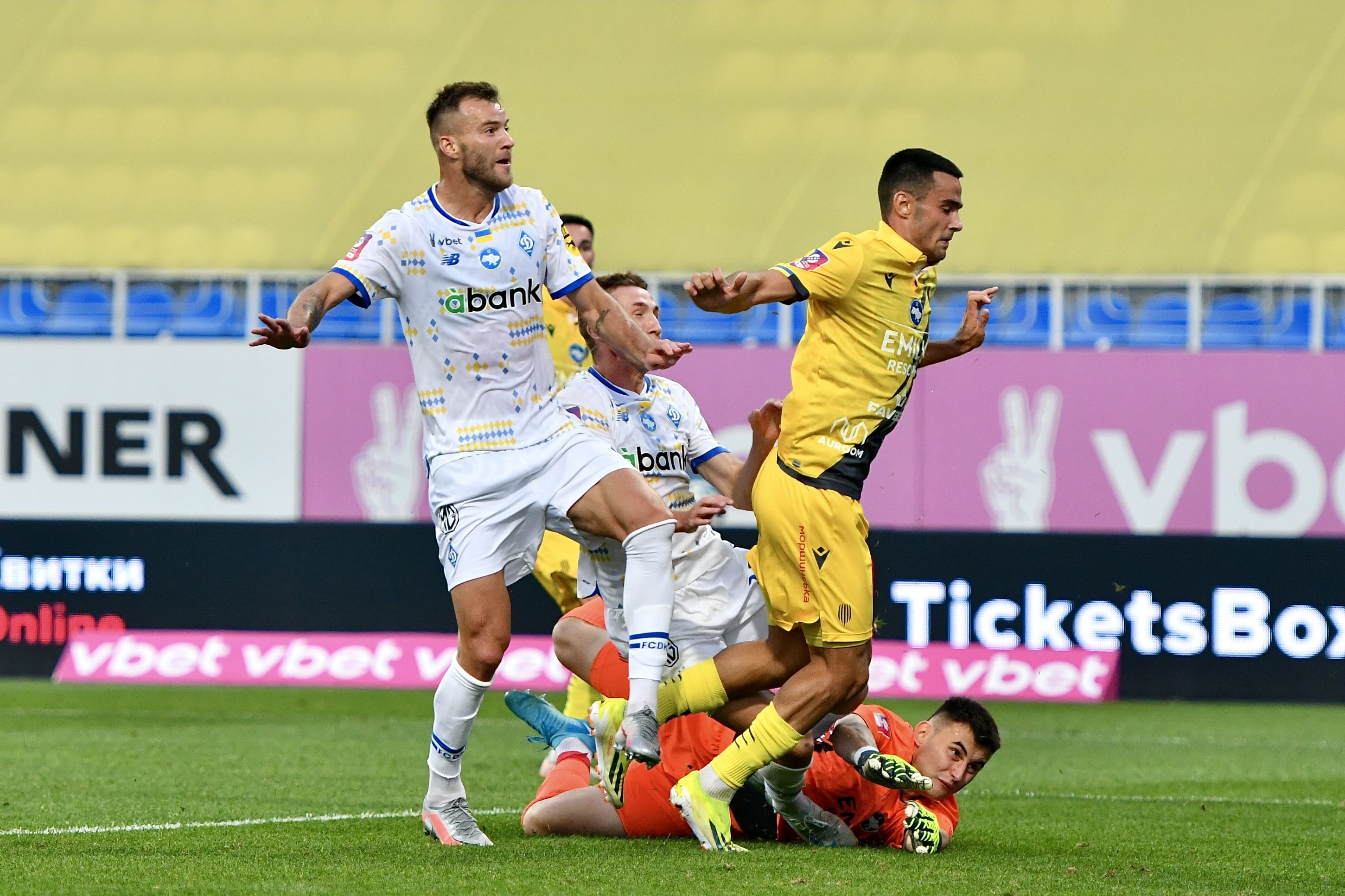 250 UPL appearance of Andrii Yarmolenko