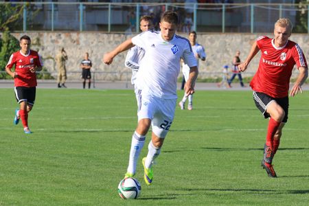 Artem KRAVETS scores his first goal of the season!