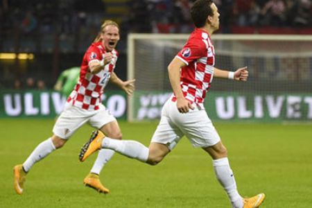 Croatian fans let Vida and his teammates down as they face Italy