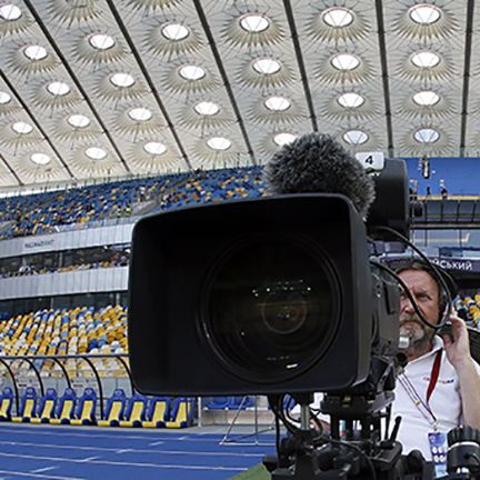 Про трансляцію матчу 6-го туру УПЛ «Динамо» - «Ворскла»