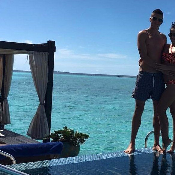 Yevhen KHACHERIDI and his wife having rest in Maldives