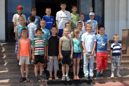 Koncha-Zaspa training complex welcomes school children from Katiuzhanka