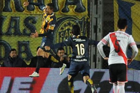 Marco Ruben scores for Rosario Central again