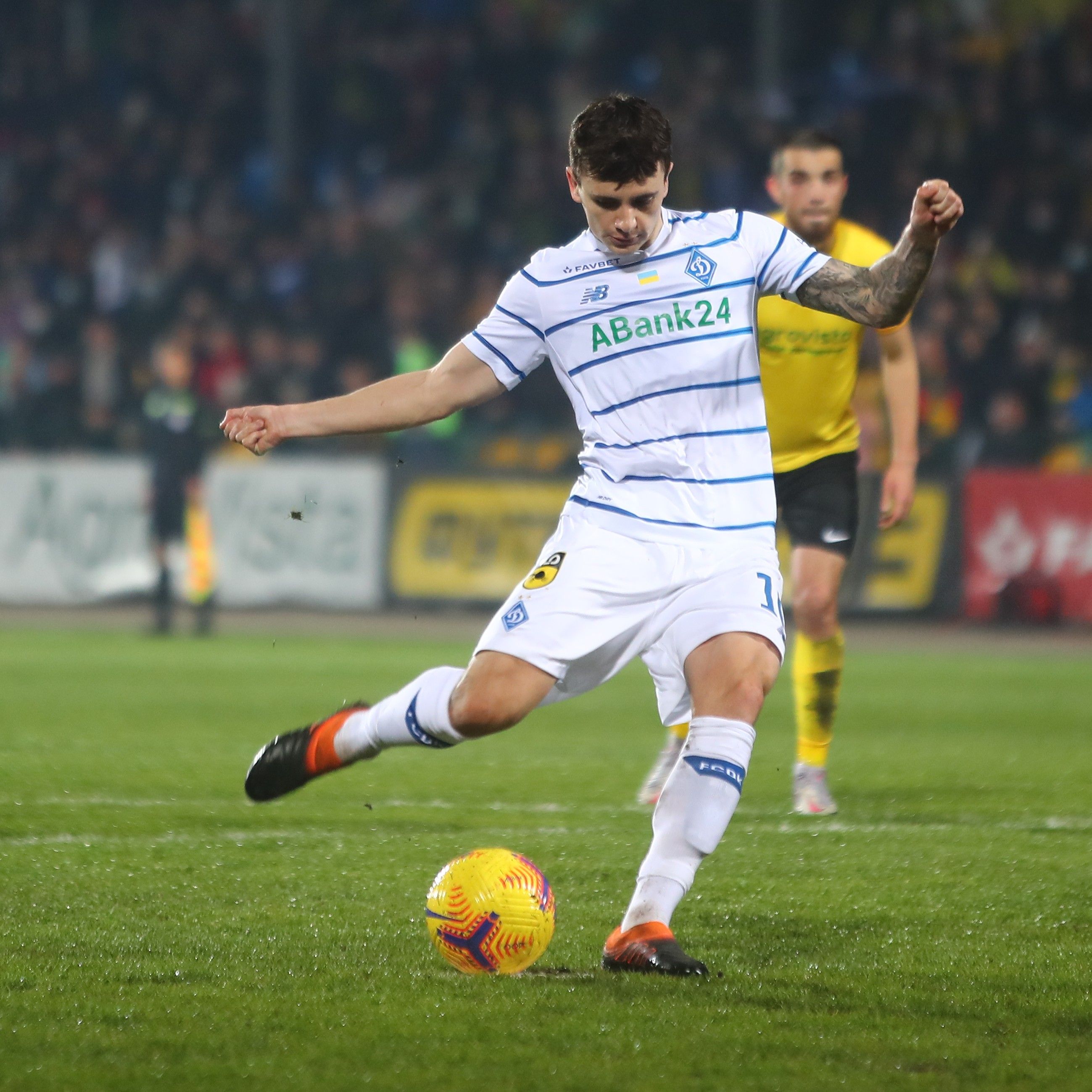 10th UPL goal by Mykola Shaparenko for Dynamo