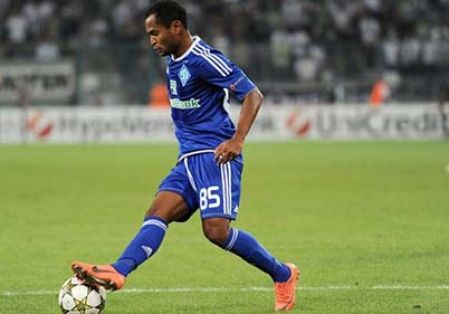 Raffael stays in Germany