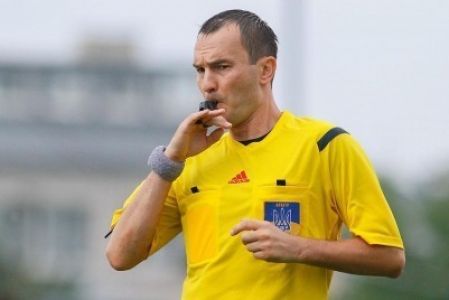 Maxym Kozyriatskyi – Dynamo vs Olimpik match referee