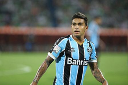 Gremio with Dudu don’t lose against Santos with Robinho