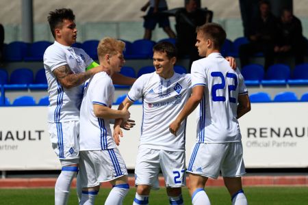 U-19. «Динамо» - «Сталь» - 4:1. Перемога кольору золота