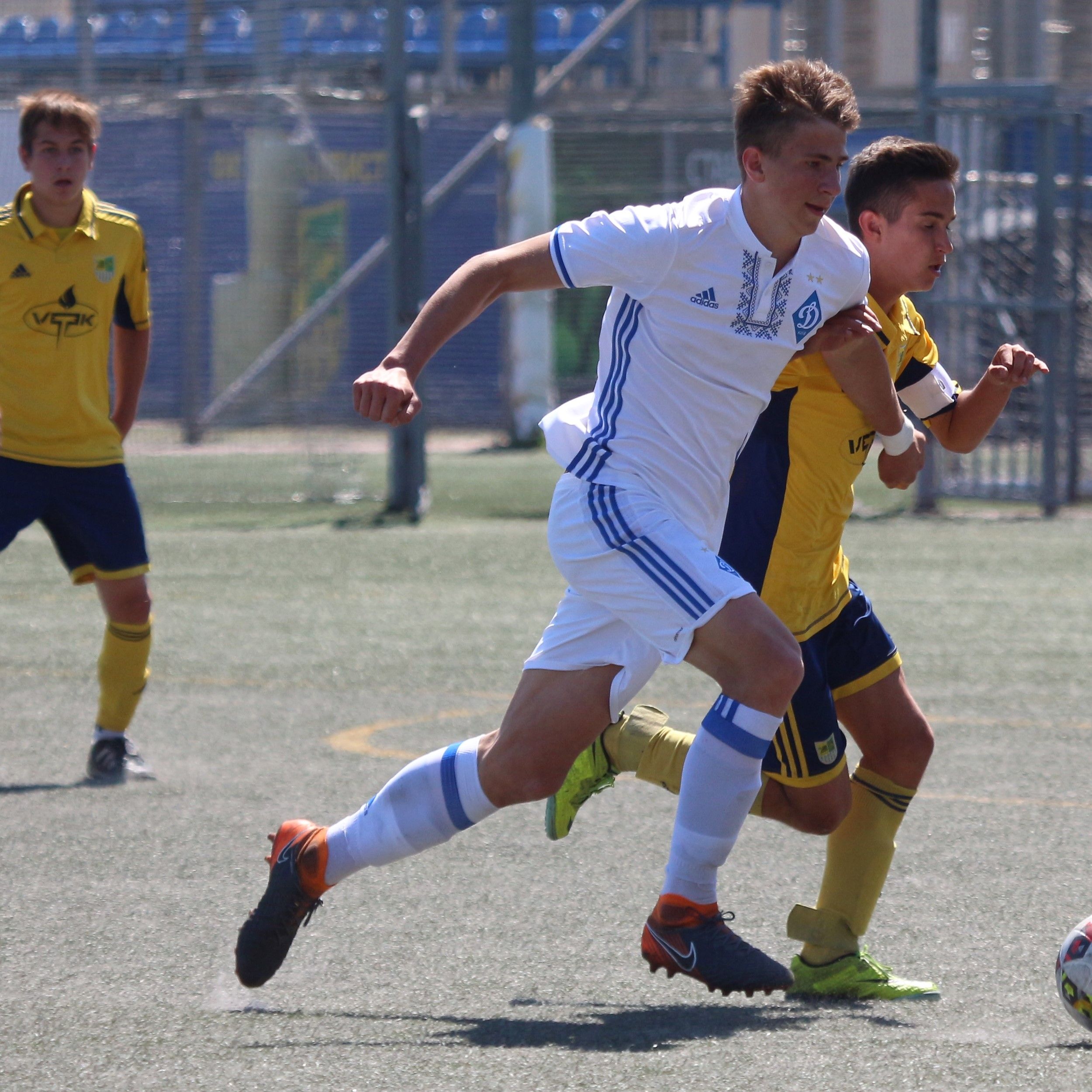 ДЮФЛУ. U-16. «Металіст» – «Динамо» – 1:1