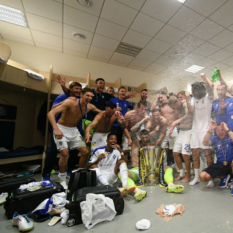 PHOTOS, VIDEO: emotions upon winning the trophy