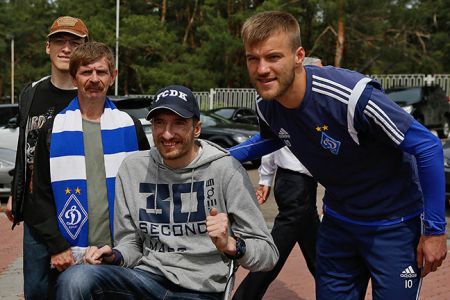 Душевна зустріч вболівальників-переможців з командою чемпіонів!