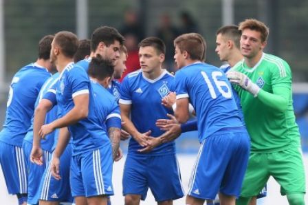 «Динамо» U-21 та U-19 готуються стати до роботи