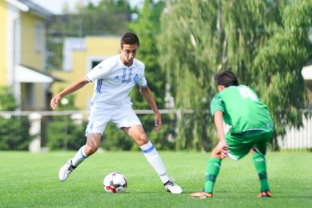 Чемпіонат ДЮФЛУ U-14. 1/2 фіналу. «Динамо» – «Карпати» – 2:0