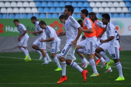 Dynamo open training session in new kit