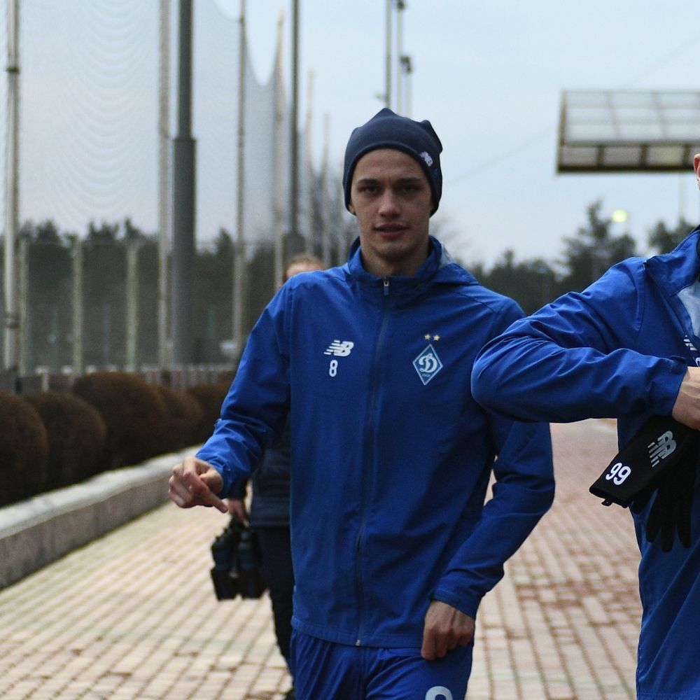 18 Dynamo players leave for Dnipro