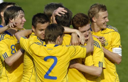 U-17: шестеро динамівців готуються до Євро-2013