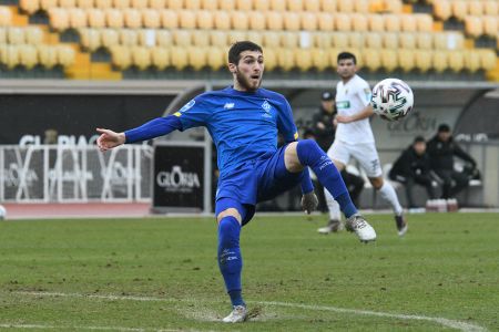 Чотири гравці продовжать підготовку з «Динамо» (U-19)