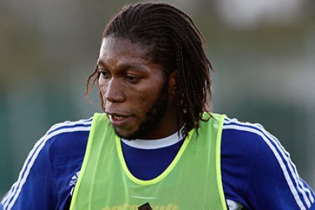 Dieumerci MBOKANI starts jogging