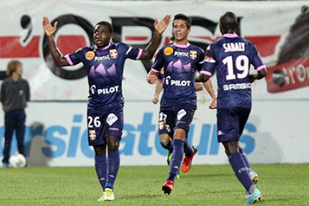 Evian with Bertoglio and Escobar defeat Ajaccio