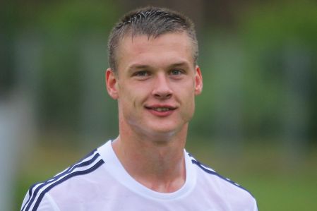 Olexiy Khoblenko to feature for Chornomorets till the end of current season