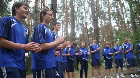 Динамівський табір відчиняє двері 