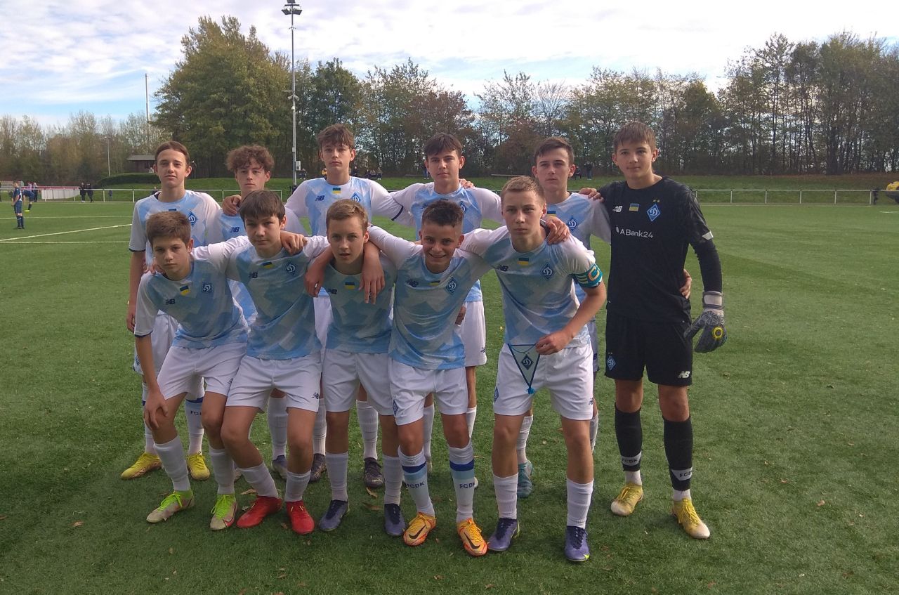 «Динамо» U15 зіграло унічию з «Бохумом» U15 у товариському матчі у Німеччині