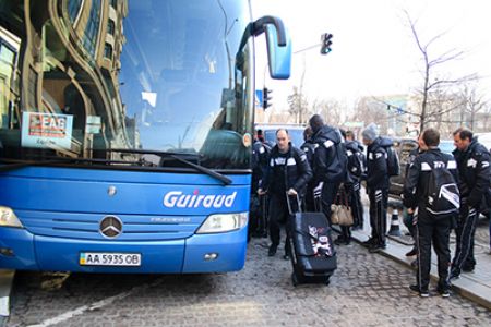 Watch on Dynamo Kyiv YouTube: EA Guingamp arrival (VIDEO)