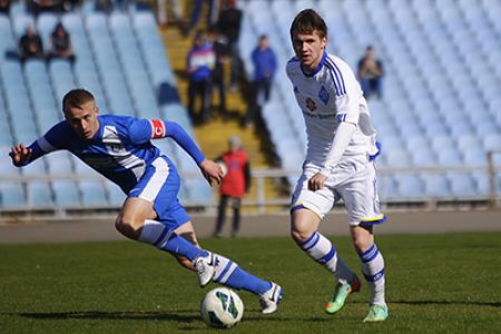 Vladyslav KALYTVYNTSEV preparing for match against Metalist