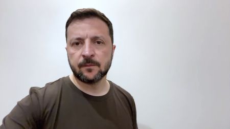 Наші позиції тримаємо сильними, щоб були всі можливості для правильної дипломатії – звернення Президента