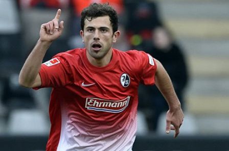 Mehmedi leading Freiburg to Bundesliga top 10