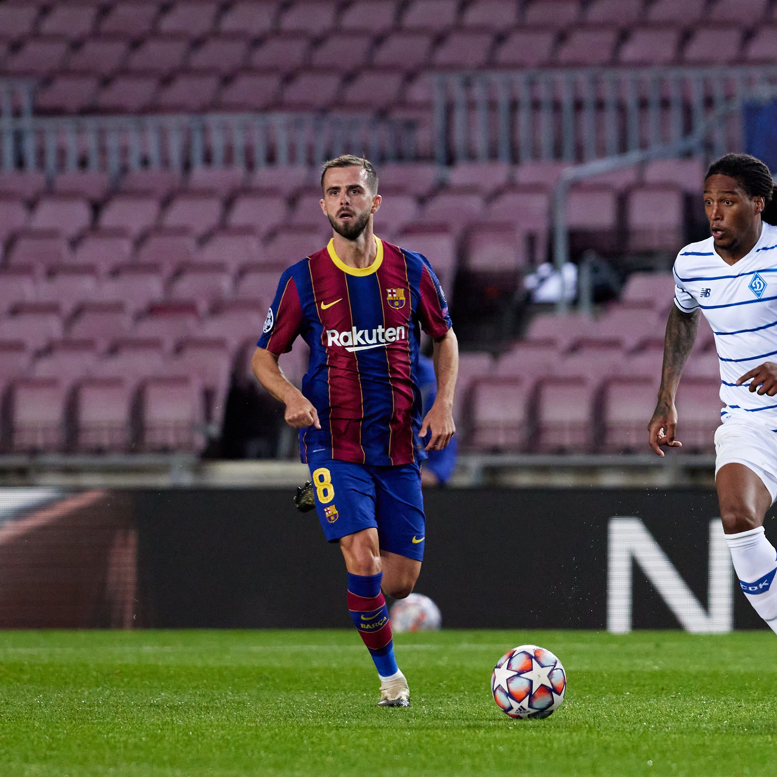 Champions League. Barcelona – Dynamo – 2:1. Report