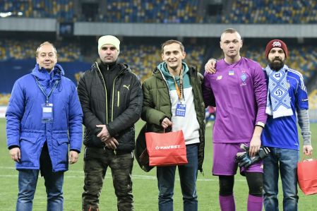 Серія пенальті: Гринчук vs уболівальники: конкурс від «Фаворит Спорт» та «Динамо»