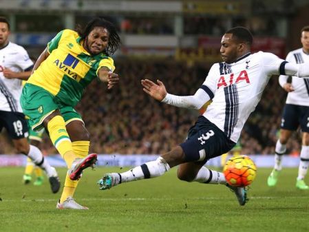 Norwich City with Mbokani lose against Tottenham