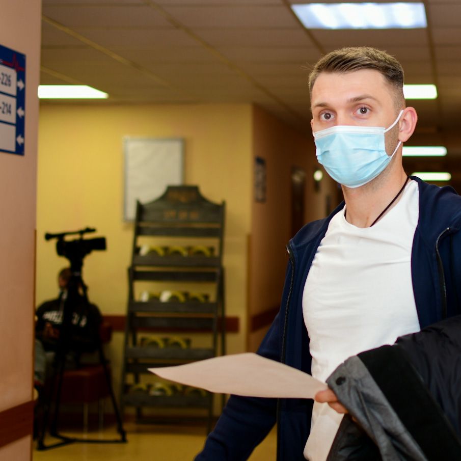 First group of Dynamo players has medical examination (VIDEO)