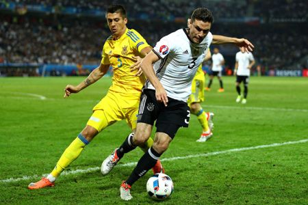 Ukraine with three Dynamo players lose first Euro-2016 game against Germany