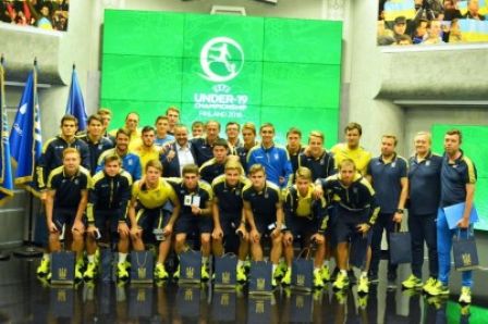 Збірна України U-20 з ПОПОВИМ та БУЛЕЦОЮ у складі перемогла Уругвай