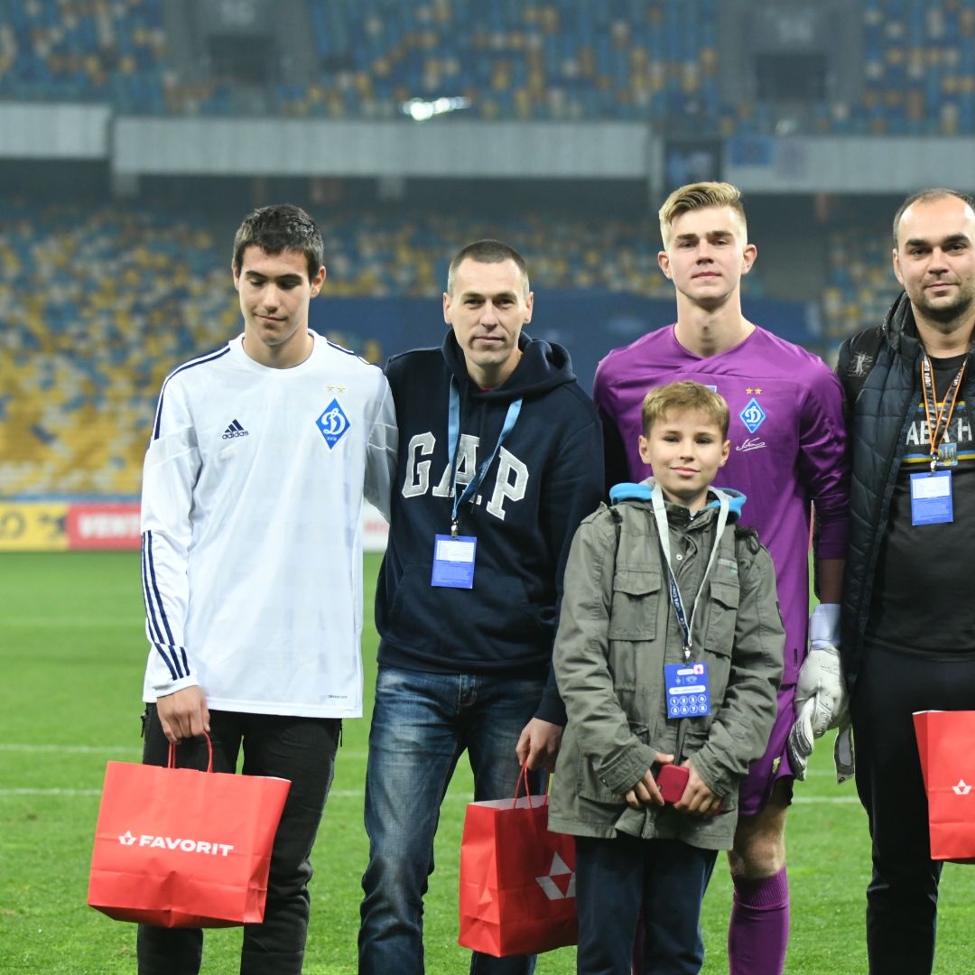 Серія пенальті: КОЧЕРГА vs уболівальники: конкурс від «Фаворит Спорт» та «Динамо»