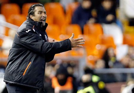 Juan Antonio Pizzi: “Concentration is vital”