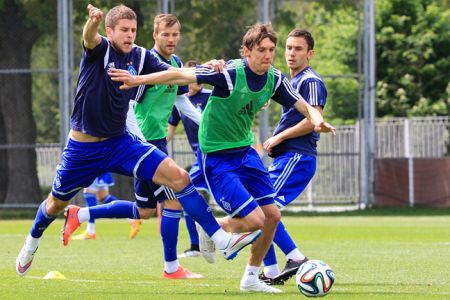 Dynamo getting ready for the game against Zoria in full force