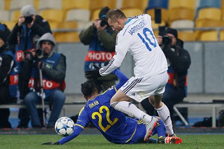 On recovery of Andriy Yarmolenko