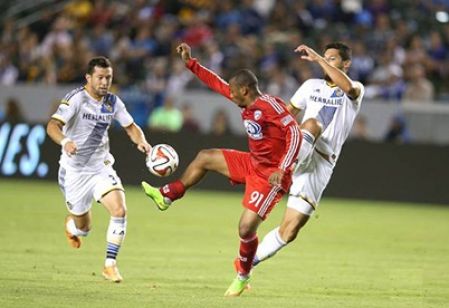 Dallas with Escobar lose against Los Angeles