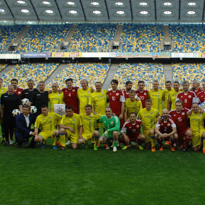 Дружня зустріч колишніх динамівців на «Олімпійському» у складах збірних України та Грузії