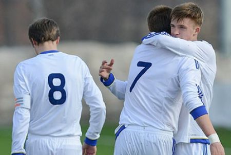 U-17. Battling draw for the finale