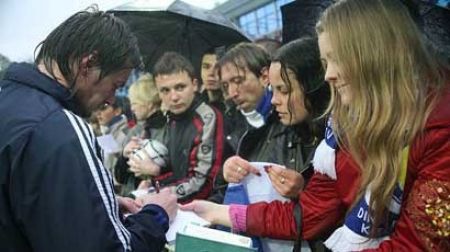 Open Training Session at Stadium