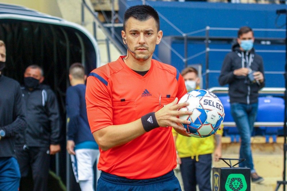 Livyi Bereh – Dynamo: officials