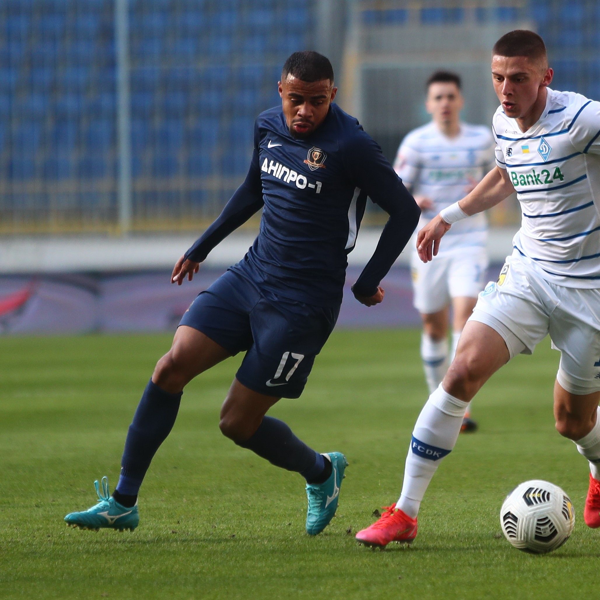 Vitaliy Mykolenko: “Our task is to win five games out of five”