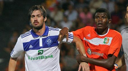 Dynamo – Litex: white vs orange