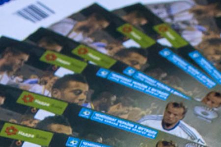 Fan-club raffles 10 tickets for Dynamo vs Dnipro match off